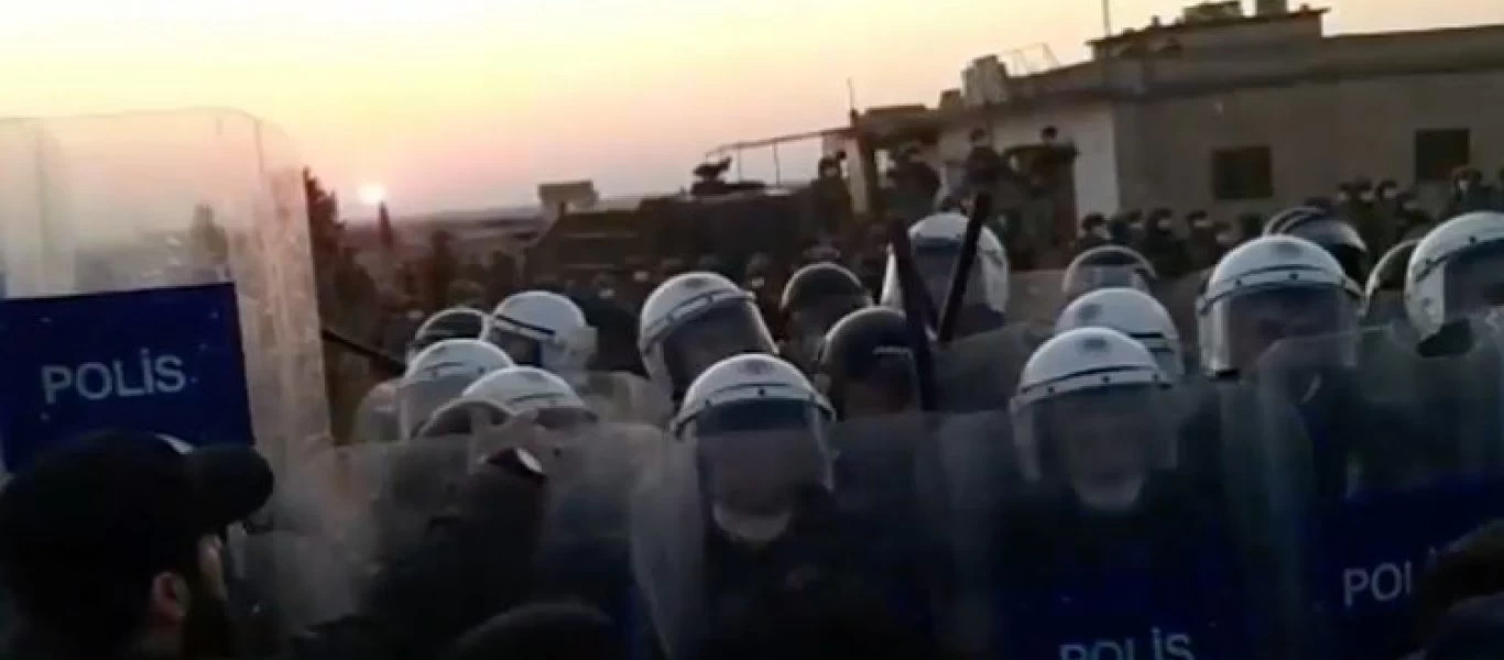 Ένταση ανάμεσα σε Τουρκία και Αλ Νουσρα στην Ιντλιμπ: «Τούρκοι φύγετε από εδώ φώναζαν» (βίντεο)